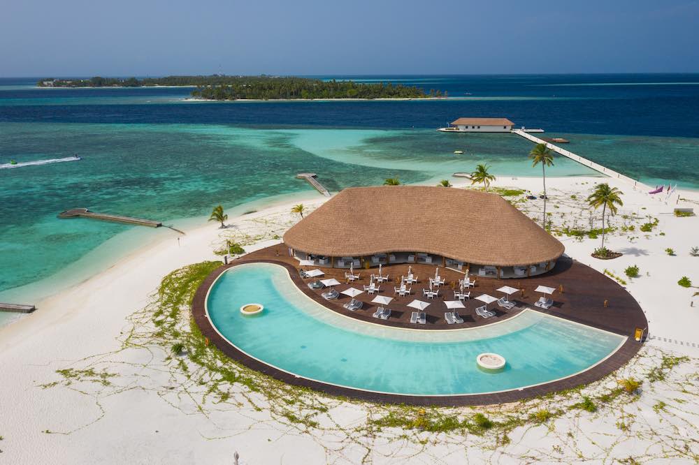 Fen Bar at Cinnamon Velifushi thumbnail 2